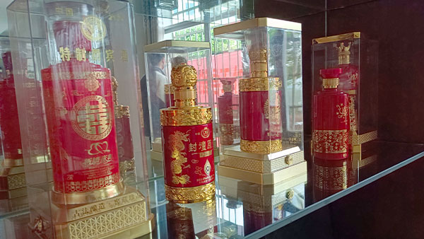 年終銷量飆升，把握純糧定制酒市場是關鍵