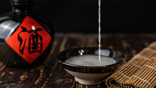 夏日炎炎，白酒到底該怎么喝？揭秘夏季飲酒的五大禁忌