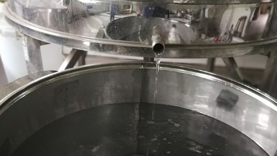 用蒸餾釀酒設(shè)備對(duì)白酒進(jìn)行二次蒸餾有什么好處？