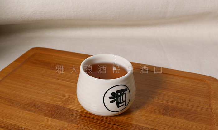 品一口，濃濃的果香讓人陶醉