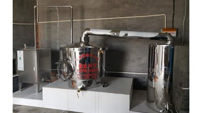 夏天用蒸餾釀酒設(shè)備做固態(tài)酒能行嗎？能，但要注意這7點！