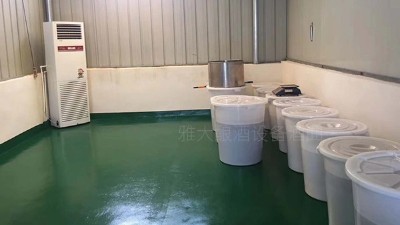 春節(jié)前燒酒設(shè)備釀的純糧酒不夠賣，怎樣才能縮短發(fā)酵周期？