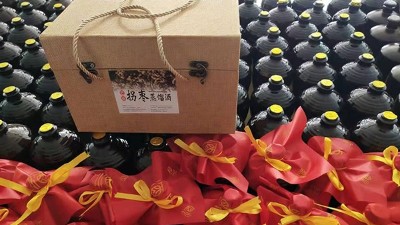 它是7080后兒時的零食，用白酒釀酒設備釀成酒更受歡迎