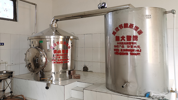 用小型酒廠釀酒設備開酒坊，每斤酒的成本大概是多少？