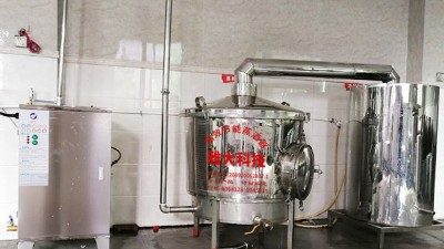 電加熱釀酒設(shè)備蒸酒時(shí)這樣做，讓酒分子無處可逃，提高出酒率