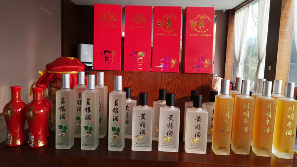 引進(jìn)燒酒設(shè)備做葛根酒，優(yōu)化葛根產(chǎn)業(yè)鏈，鋪就“致富”路